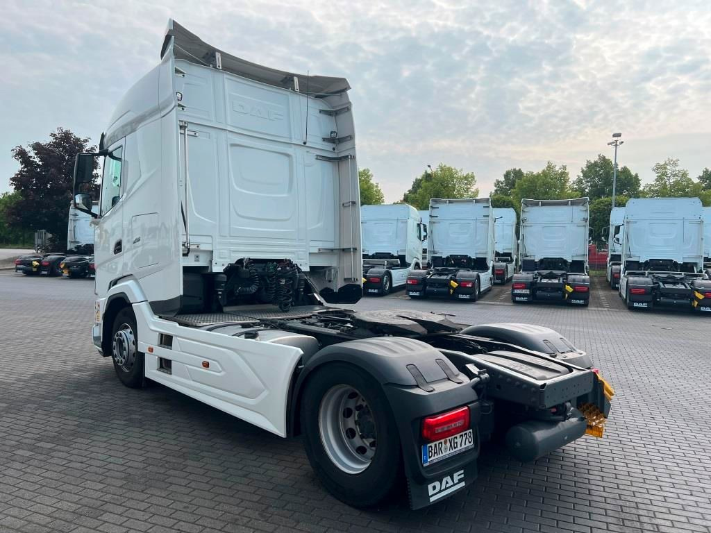 DAF XG 480 FT TraXon ZF-Intarder 2x Tank 1.195 Liter - Тягач: фото 3 DAF XG 480 FT TraXon ZF-Intarder 2x Tank 1.195 Liter - Тягач: фото 3
