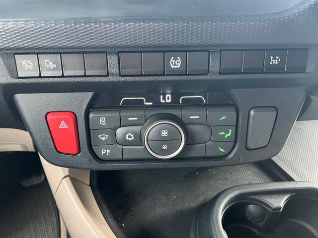 DAF XG 480 FT TraXon ZF-Intarder 2x Tank 1.195 Liter - Тягач: фото 5 DAF XG 480 FT TraXon ZF-Intarder 2x Tank 1.195 Liter - Тягач: фото 5