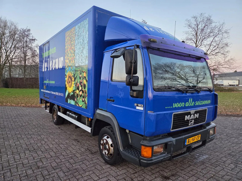 MAN L20 Full steel suspension Manual Dieslpump - Грузовик с закрытым кузовом: фото 2 MAN L20 Full steel suspension Manual Dieslpump - Грузовик с закрытым кузовом: фото 2