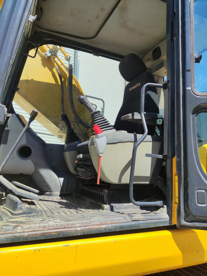 KOMATSU PC210NLC-8 - Гусеничный экскаватор: фото 5 KOMATSU PC210NLC-8 - Гусеничный экскаватор: фото 5