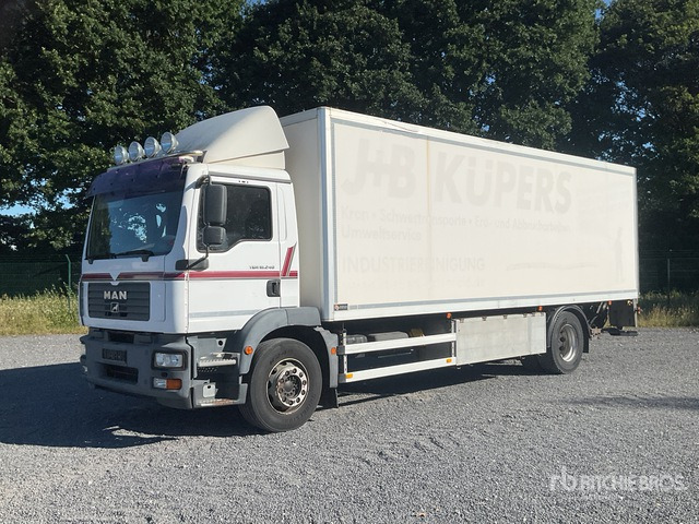 2006 MAN TGM 18.240 4x2 (Inoperable) Van Truck - Цельнометаллический фургон: фото 1 2006 MAN TGM 18.240 4x2 (Inoperable) Van Truck - Цельнометаллический фургон: фото 1