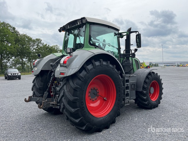 2014 Fendt 824 Vario Profi Plus 4WD Tractor - Трактор: фото 3 2014 Fendt 824 Vario Profi Plus 4WD Tractor - Трактор: фото 3