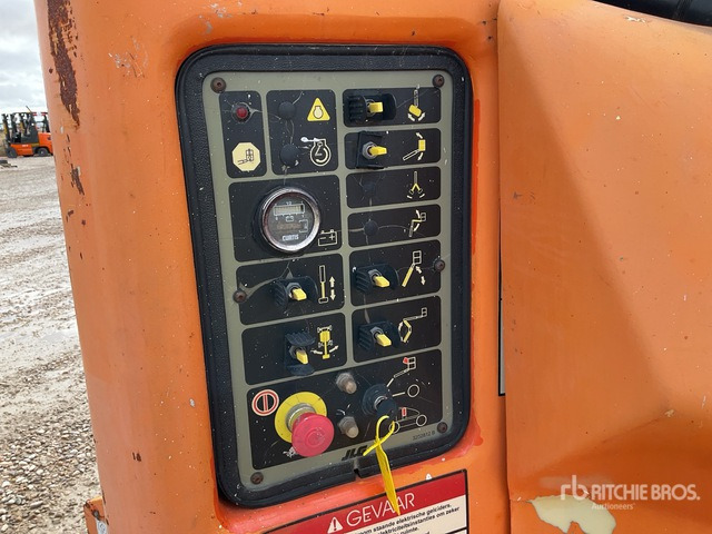 2006 JLG E400AN 2WD Electric Articulating Boom Lift - Коленчатый подъемник: фото 5 2006 JLG E400AN 2WD Electric Articulating Boom Lift - Коленчатый подъемник: фото 5