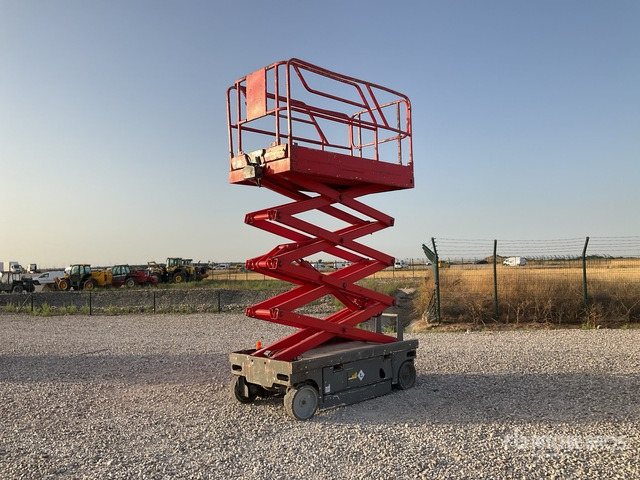 2007 Haulotte Compact 10 Electric (Inoperable) Scissor Lift - Ножничный подъемник: фото 2 2007 Haulotte Compact 10 Electric (Inoperable) Scissor Lift - Ножничный подъемник: фото 2