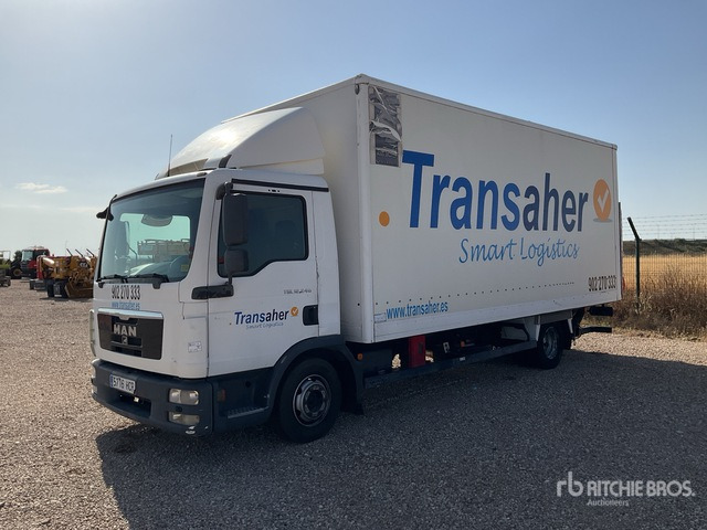 2011 MAN TGL 8.180 4x2 4x2 (Inoperable) Van Truck - Цельнометаллический фургон: фото 2 2011 MAN TGL 8.180 4x2 4x2 (Inoperable) Van Truck - Цельнометаллический фургон: фото 2