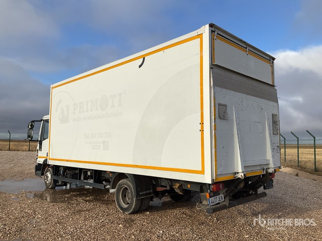 2012 Iveco Eurocargo 75E18 4x2 Van Truck - Грузовик с закрытым кузовом: фото 2 2012 Iveco Eurocargo 75E18 4x2 Van Truck - Грузовик с закрытым кузовом: фото 2