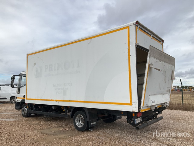 2012 Iveco Eurocargo 75E18 4x2 Van Truck - Грузовик с закрытым кузовом: фото 2 2012 Iveco Eurocargo 75E18 4x2 Van Truck - Грузовик с закрытым кузовом: фото 2