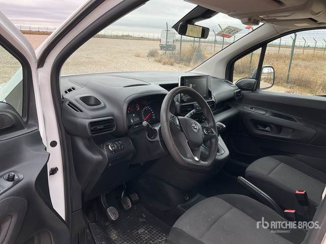 2021 Opel Combo Life Passenger Van - Микроавтобус, Пассажирский фургон: фото 5 2021 Opel Combo Life Passenger Van - Микроавтобус, Пассажирский фургон: фото 5