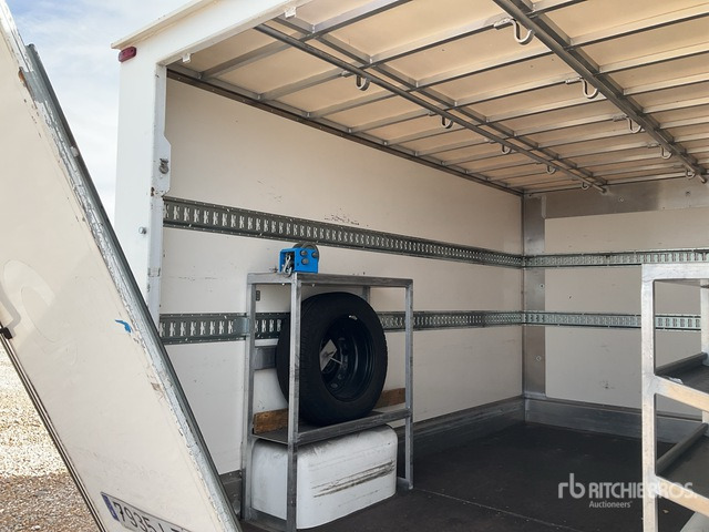 2021 Renault Master 4x2 Van Truck - Грузовик с закрытым кузовом: фото 4 2021 Renault Master 4x2 Van Truck - Грузовик с закрытым кузовом: фото 4