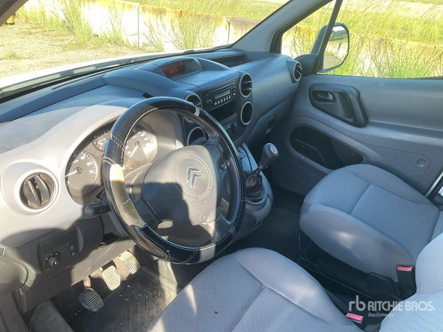 2010 Citroen Berlingo HDI 75 Van Truck - Фургон: фото 5 2010 Citroen Berlingo HDI 75 Van Truck - Фургон: фото 5