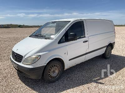 MERCEDES-BENZ 109CDI - Грузовик с закрытым кузовом: фото 1 MERCEDES-BENZ 109CDI - Грузовик с закрытым кузовом: фото 1