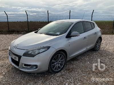 RENAULT MEGANE - Легковой автомобиль: фото 1 RENAULT MEGANE - Легковой автомобиль: фото 1