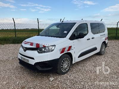 TOYOTA PROACE - Цельнометаллический фургон: фото 1 TOYOTA PROACE - Цельнометаллический фургон: фото 1