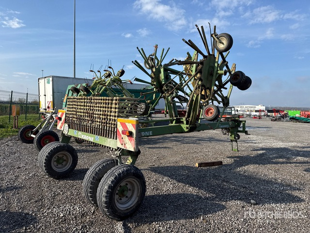 2002 Krone SWADRO 1401 Hay Rake - Сеноворошилка: фото 3 2002 Krone SWADRO 1401 Hay Rake - Сеноворошилка: фото 3