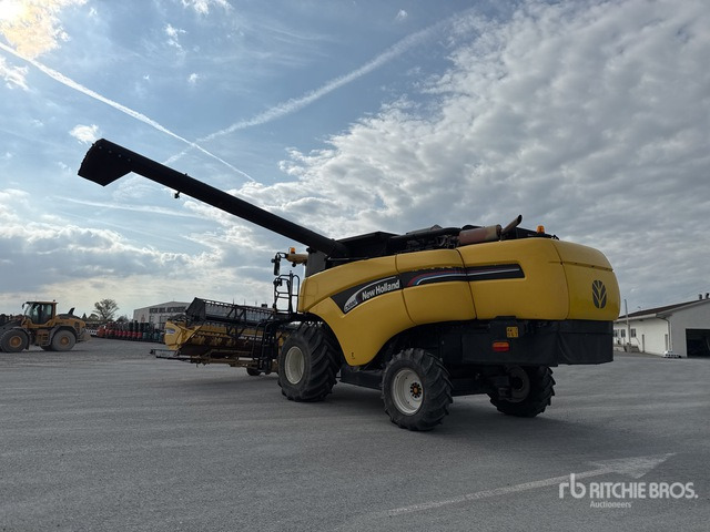 2003 New Holland CX8.80 Mietitrebbia - Зерноуборочный комбайн: фото 4 2003 New Holland CX8.80 Mietitrebbia - Зерноуборочный комбайн: фото 4