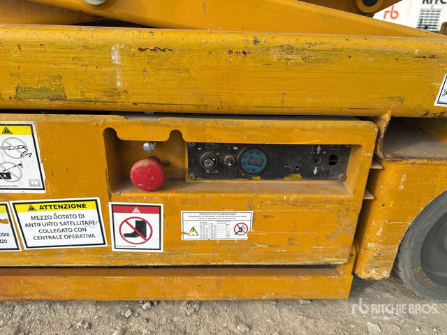 2006 Haulotte Optimum 8 Electric Scissor Lift - Ножничный подъемник: фото 5 2006 Haulotte Optimum 8 Electric Scissor Lift - Ножничный подъемник: фото 5