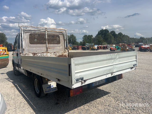 2006 Iveco Daily 35C12 Crew Cab (Inoperable) Flatbed Truck - Грузовик бортовой/ Платформа: фото 3 2006 Iveco Daily 35C12 Crew Cab (Inoperable) Flatbed Truck - Грузовик бортовой/ Платформа: фото 3