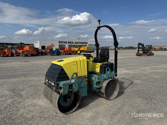 2009 Ammann AV26-2 Rullo vibrante tandem - Дорожный каток: фото 1 2009 Ammann AV26-2 Rullo vibrante tandem - Дорожный каток: фото 1