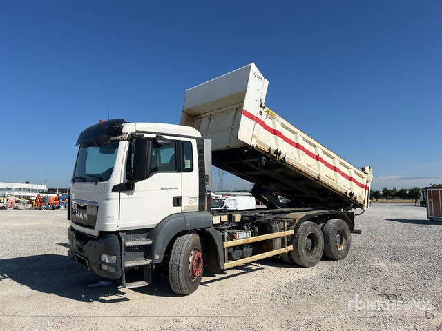 2010 MAN TGA 33.400 6x4 T/A Dump Truck - Косилка-измельчитель/ Мульчер: фото 1 2010 MAN TGA 33.400 6x4 T/A Dump Truck - Косилка-измельчитель/ Мульчер: фото 1