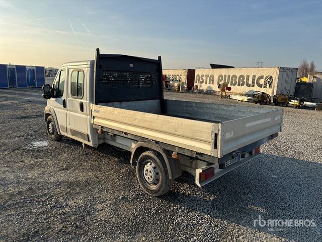 2012 Peugeot Boxer Crew Cab Flatbed Truck - Грузовик бортовой/ Платформа: фото 2 2012 Peugeot Boxer Crew Cab Flatbed Truck - Грузовик бортовой/ Платформа: фото 2