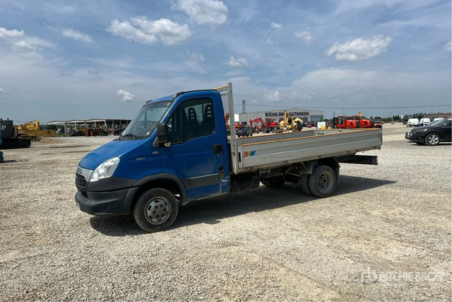 2014 Iveco 35C11 Flatbed Truck - Грузовик бортовой/ Платформа: фото 3 2014 Iveco 35C11 Flatbed Truck - Грузовик бортовой/ Платформа: фото 3