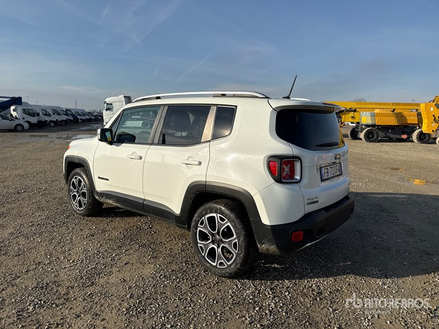 2015 Jeep Renegade SUV - Внедорожник: фото 2 2015 Jeep Renegade SUV - Внедорожник: фото 2
