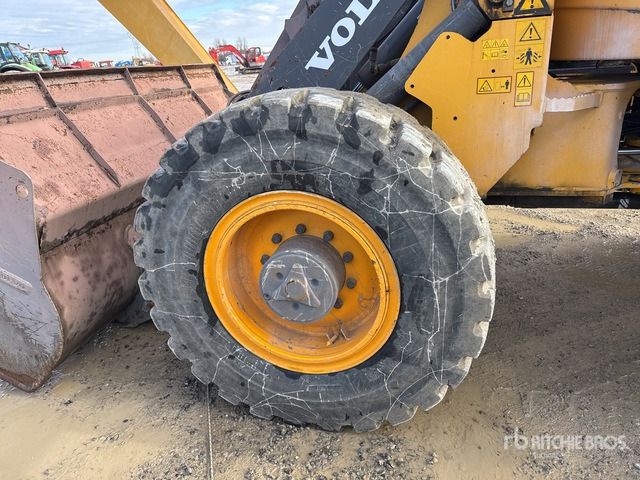 2015 Volvo L45G Wheel Loader - Колёсный погрузчик: фото 4 2015 Volvo L45G Wheel Loader - Колёсный погрузчик: фото 4