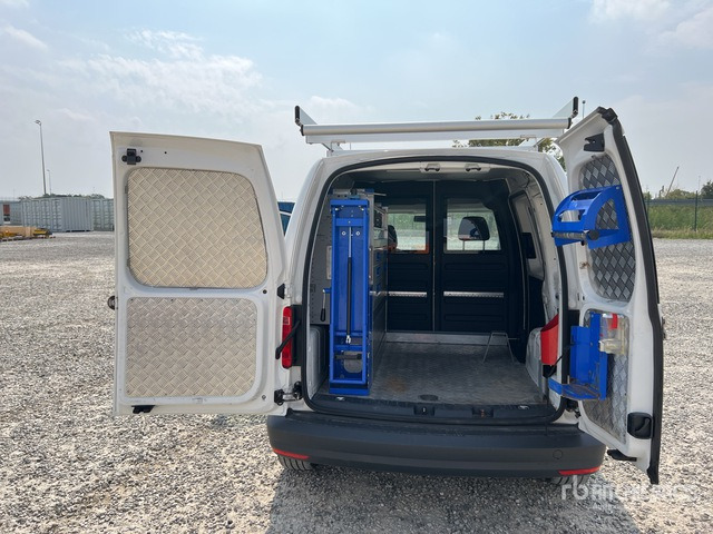 2017 Volkswagen Caddy 2.0 TDI 122CV 4MOTION VAN E6 Van Truck - Цельнометаллический фургон: фото 5 2017 Volkswagen Caddy 2.0 TDI 122CV 4MOTION VAN E6 Van Truck - Цельнометаллический фургон: фото 5