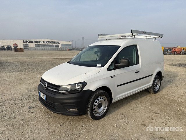 2017 Volkswagen Caddy Van Truck - Грузовик с закрытым кузовом: фото 1 2017 Volkswagen Caddy Van Truck - Грузовик с закрытым кузовом: фото 1