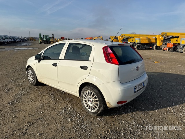 2018 Fiat Grande Punto Van Truck - Легковой автомобиль: фото 2 2018 Fiat Grande Punto Van Truck - Легковой автомобиль: фото 2