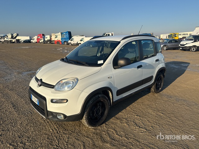 2019 Fiat Panda 0.9 TWINAIR TURBO 85CV SeS E6-T ... Automobile - Легковой автомобиль: фото 1 2019 Fiat Panda 0.9 TWINAIR TURBO 85CV SeS E6-T ... Automobile - Легковой автомобиль: фото 1
