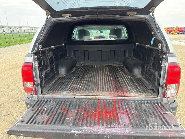 2019 Toyota Hilux Crew Cab Pickup - Пикап: фото 5 2019 Toyota Hilux Crew Cab Pickup - Пикап: фото 5