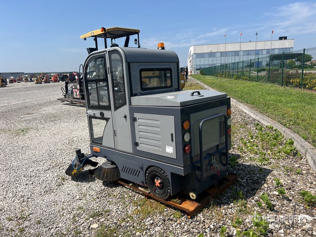 2025 Kaster VOL-2000 (Unused) Broom Tractor - Подметально-уборочная машина: фото 3 2025 Kaster VOL-2000 (Unused) Broom Tractor - Подметально-уборочная машина: фото 3