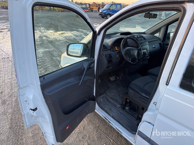 Автобус 2012 Mercedes-Benz Vito Bus: фото 6