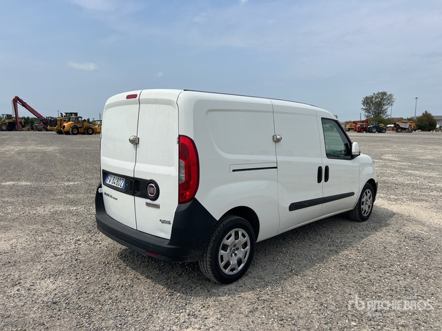 Fiat Doblo Cargo Van Truck - Цельнометаллический фургон: фото 3 Fiat Doblo Cargo Van Truck - Цельнометаллический фургон: фото 3