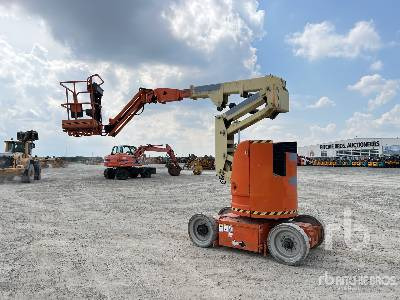 JLG E300 AJP Electric - Коленчатый подъемник: фото 2 JLG E300 AJP Electric - Коленчатый подъемник: фото 2