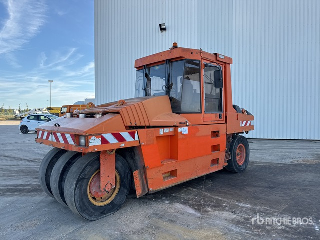 2001 Cat PS-300B 7 Wheel Compacteur Pneumatique ... Pneumatic Roller - Пневмоколесный каток: фото 2 2001 Cat PS-300B 7 Wheel Compacteur Pneumatique ... Pneumatic Roller - Пневмоколесный каток: фото 2