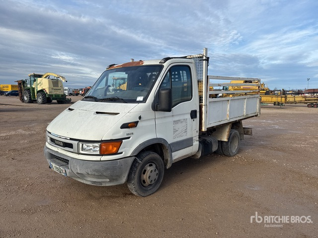 2002 Iveco Daily 35C11 4x2 Camion Benne (Inoperable) Dump Truck: Light Duty - Самосвал: фото 1 2002 Iveco Daily 35C11 4x2 Camion Benne (Inoperable) Dump Truck: Light Duty - Самосвал: фото 1