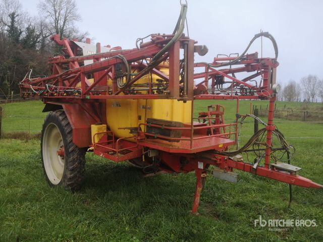 2005 Beyne PLK3500 30 m S/A Pulverisateur traine Pull-Type Sprayer - Прицепной опрыскиватель: фото 1 2005 Beyne PLK3500 30 m S/A Pulverisateur traine Pull-Type Sprayer - Прицепной опрыскиватель: фото 1