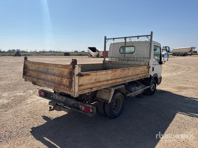 2008 Nissan Cabstar 35.13 Camion Benne (Inoperable) Dump Truck: Light Duty - Малотоннажный самосвал: фото 3 2008 Nissan Cabstar 35.13 Camion Benne (Inoperable) Dump Truck: Light Duty - Малотоннажный самосвал: фото 3