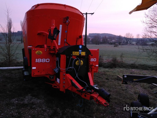 2011 Kuhn Profile 1880 Livestock Feeder - Косилка-измельчитель/ Мульчер: фото 1 2011 Kuhn Profile 1880 Livestock Feeder - Косилка-измельчитель/ Мульчер: фото 1