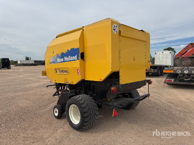 2011 New Holland BR7060 Presse A Balles Rondes Round Baler - Пресс-подборщик рулонный: фото 3 2011 New Holland BR7060 Presse A Balles Rondes Round Baler - Пресс-подборщик рулонный: фото 3