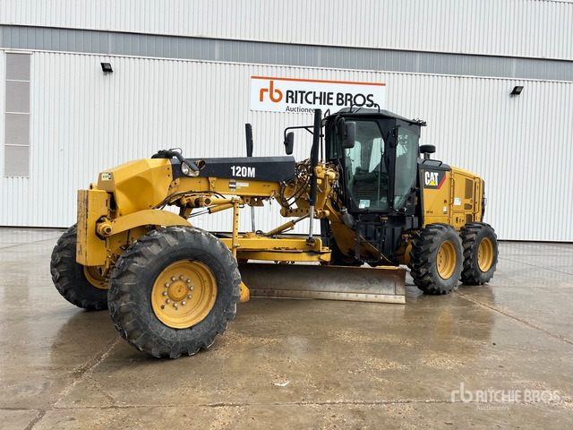 2013 Cat 120M VHP Plus Motor Grader - Косилка-измельчитель/ Мульчер: фото 1 2013 Cat 120M VHP Plus Motor Grader - Косилка-измельчитель/ Мульчер: фото 1
