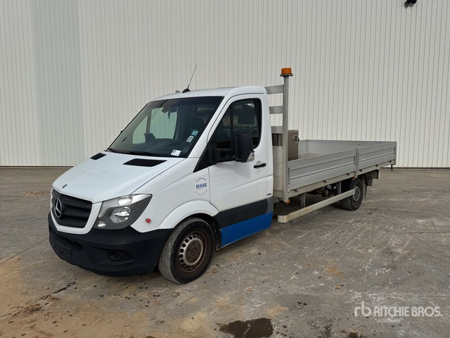 2014 Mercedes-Benz Sprinter 4x2 Camion Plateau Flatbed Truck - Малотоннажный бортовой грузовик: фото 2 2014 Mercedes-Benz Sprinter 4x2 Camion Plateau Flatbed Truck - Малотоннажный бортовой грузовик: фото 2