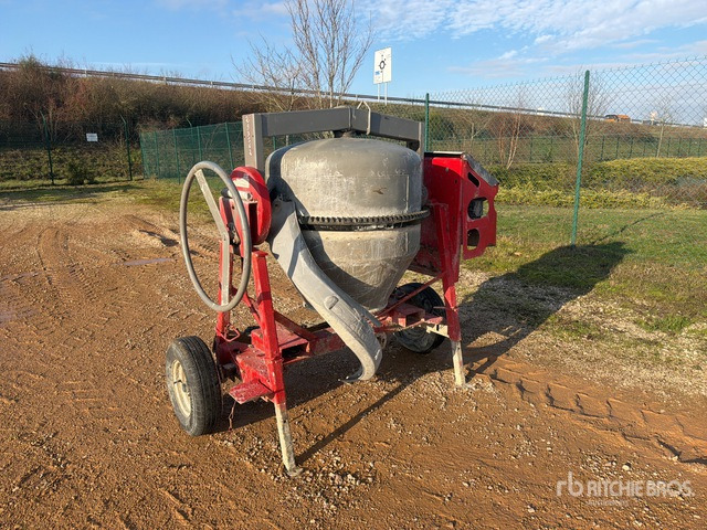 Altrad Portable Concrete Mixer - Бетономешалка: фото 1 Altrad Portable Concrete Mixer - Бетономешалка: фото 1