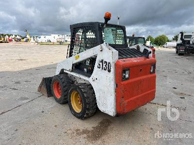 BOBCAT S130 Chargeuse Compacte Sur Chenilles - Мини-погрузчик с бортовым поворотом: фото 2 BOBCAT S130 Chargeuse Compacte Sur Chenilles - Мини-погрузчик с бортовым поворотом: фото 2