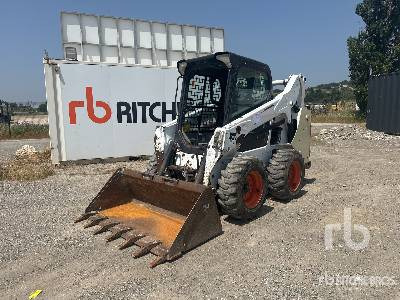BOBCAT S530 Chargeuse Compacte - Мини-погрузчик с бортовым поворотом: фото 1 BOBCAT S530 Chargeuse Compacte - Мини-погрузчик с бортовым поворотом: фото 1