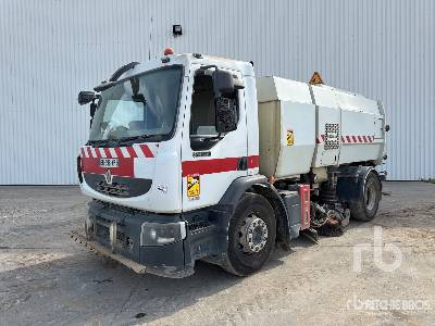 RENAULT PREMIUM 240DXI 2009 Scarab on Balayeuse - Подметально-уборочная машина: фото 1 RENAULT PREMIUM 240DXI 2009 Scarab on Balayeuse - Подметально-уборочная машина: фото 1
