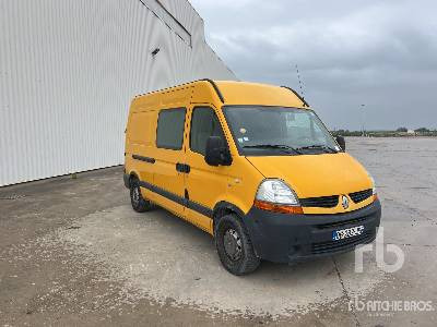RENAULT Vehicule Utilitaire - Цельнометаллический фургон: фото 4 RENAULT Vehicule Utilitaire - Цельнометаллический фургон: фото 4