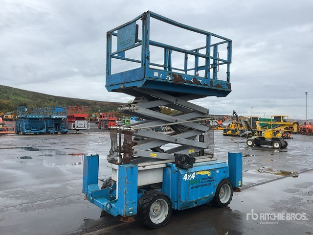 2008 Genie GS3268 4x4 Diesel Scissor Lift - Ножничный подъемник: фото 2 2008 Genie GS3268 4x4 Diesel Scissor Lift - Ножничный подъемник: фото 2